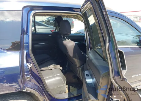 2014 Jeep Compass Limited из США, поврежденный, VIN 1C4NJCCB8ED877188